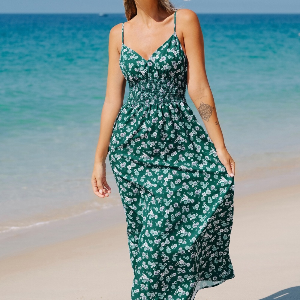 Kourtney Floral Smocked Midi Dress